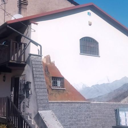 Willa Casa Del Rustico, Indipendente Vista Sacra Con Dipinto Caprie Zewnętrze zdjęcie