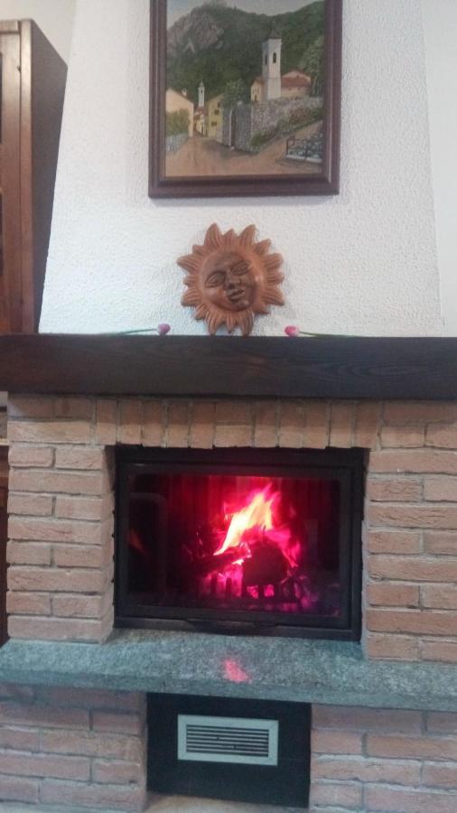 Willa Casa Del Rustico, Indipendente Vista Sacra Con Dipinto Caprie Zewnętrze zdjęcie