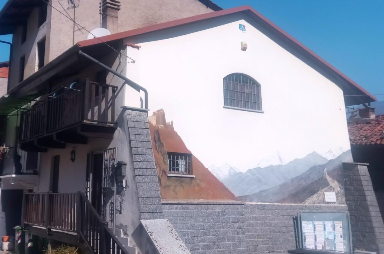 Willa Casa Del Rustico, Indipendente Vista Sacra Con Dipinto Caprie Zewnętrze zdjęcie