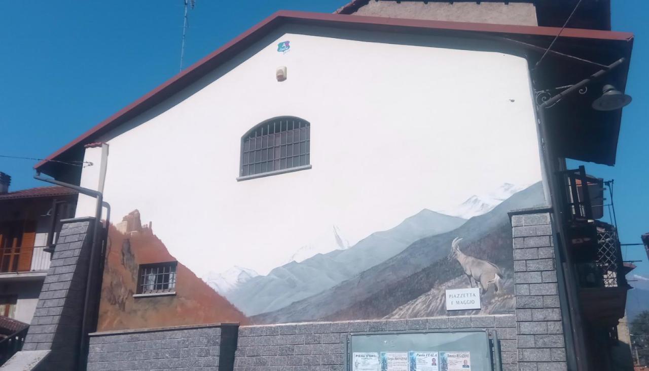 Willa Casa Del Rustico, Indipendente Vista Sacra Con Dipinto Caprie Zewnętrze zdjęcie